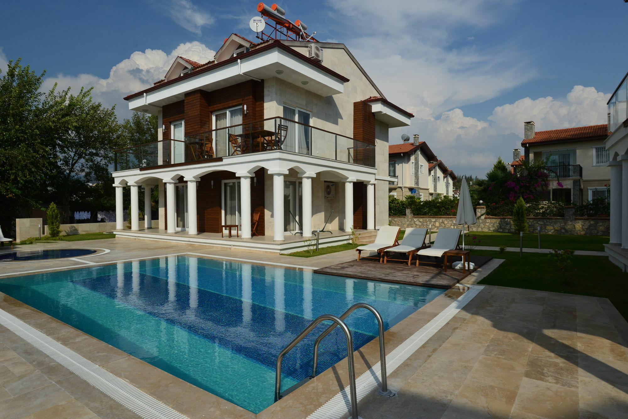 Lighthouse Natalia Aparts Fethiye Exterior foto